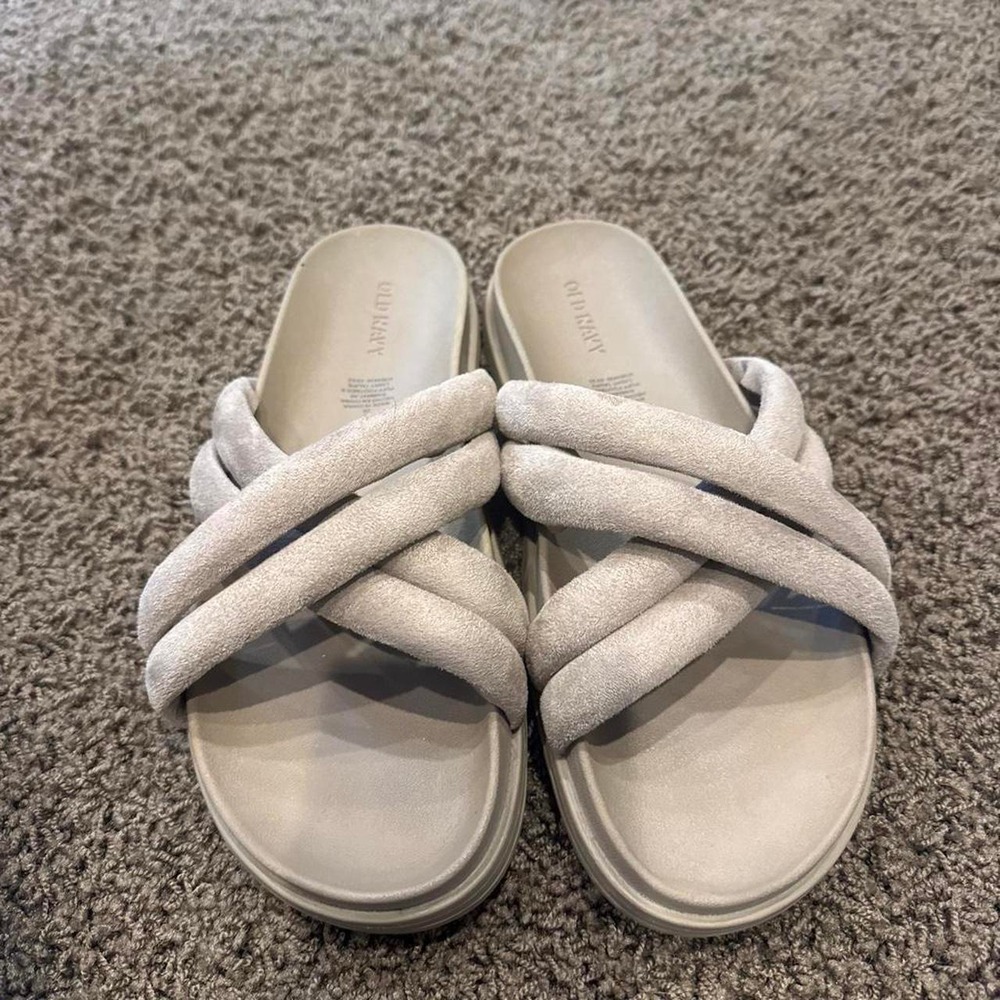 Old Navy Womens Faux Suede Criss-Cross Slide Sandals Taupe Beige Platform